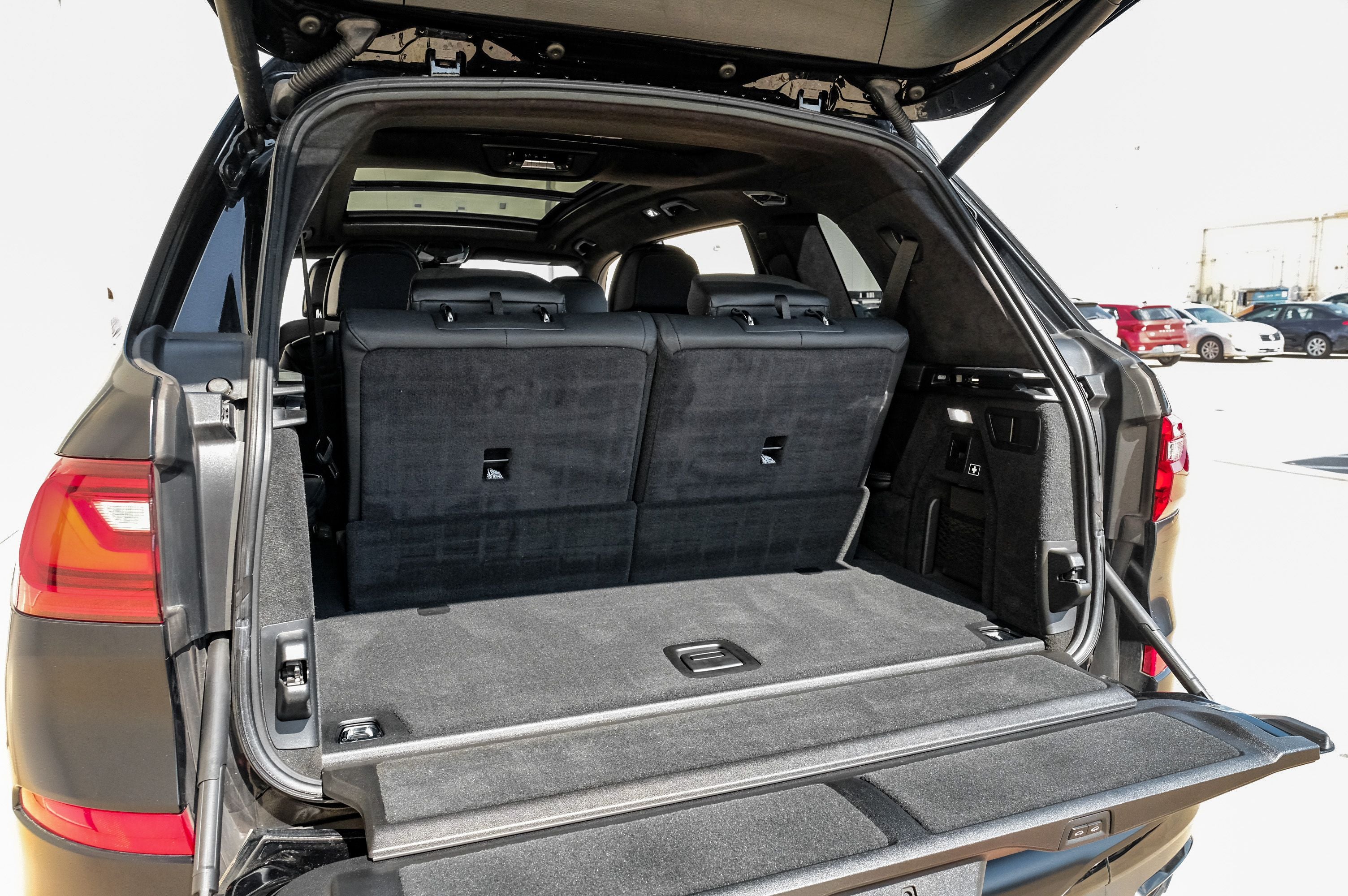 2021 BMW X7 M50i