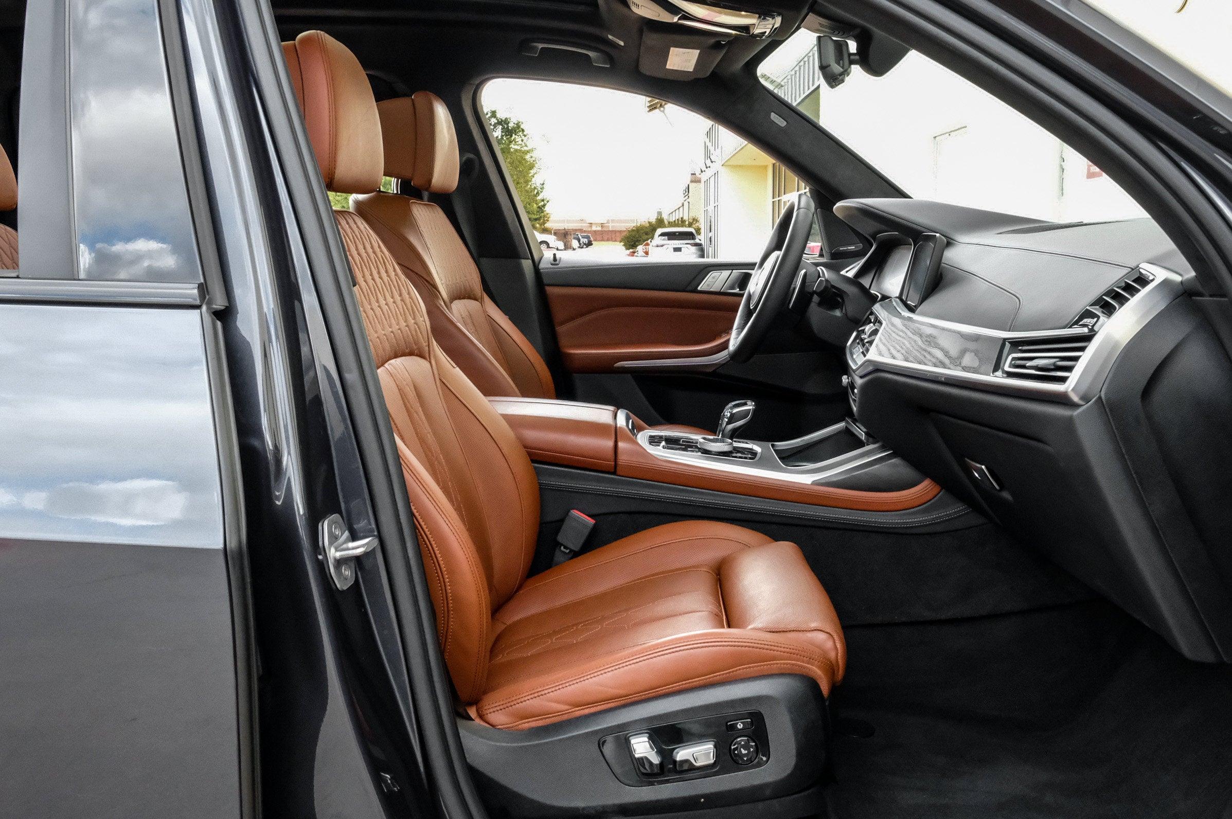 2020 BMW X7 M50i