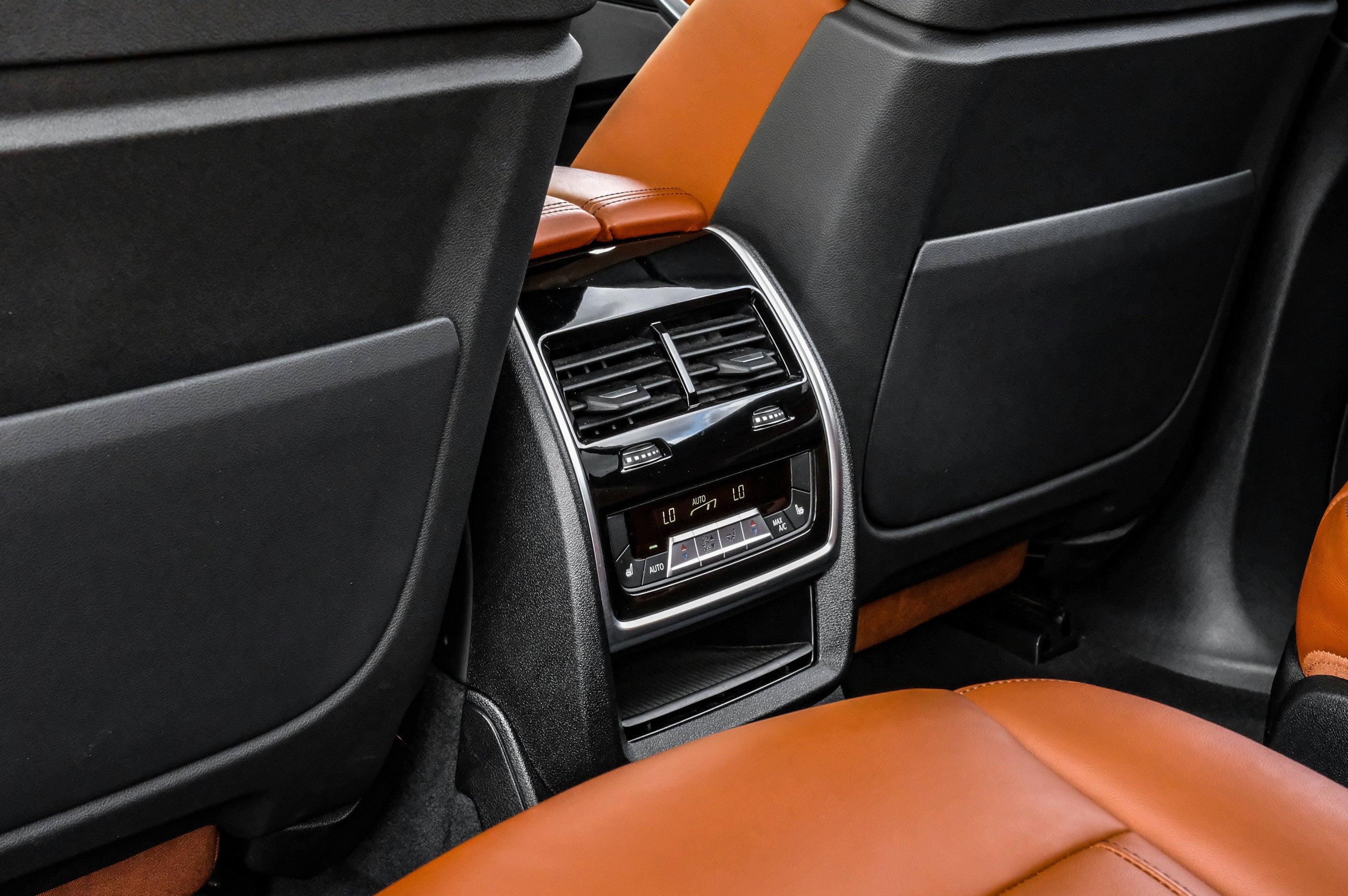 2020 BMW X7 M50i