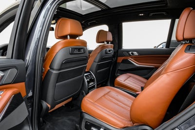 2020 BMW X7 M50i