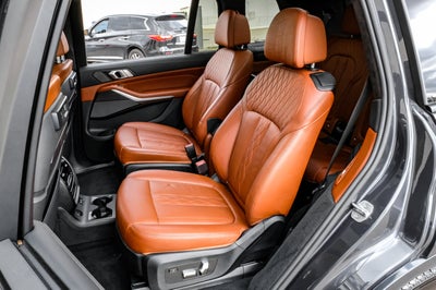 2020 BMW X7 M50i