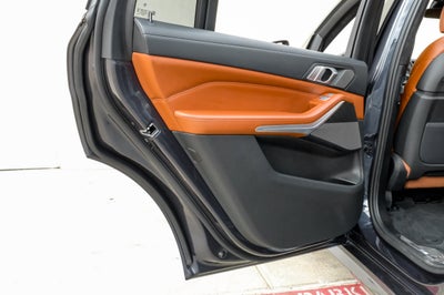 2020 BMW X7 M50i