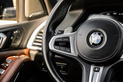 2021 BMW X7 M50i