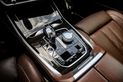 2021 BMW X7 M50i