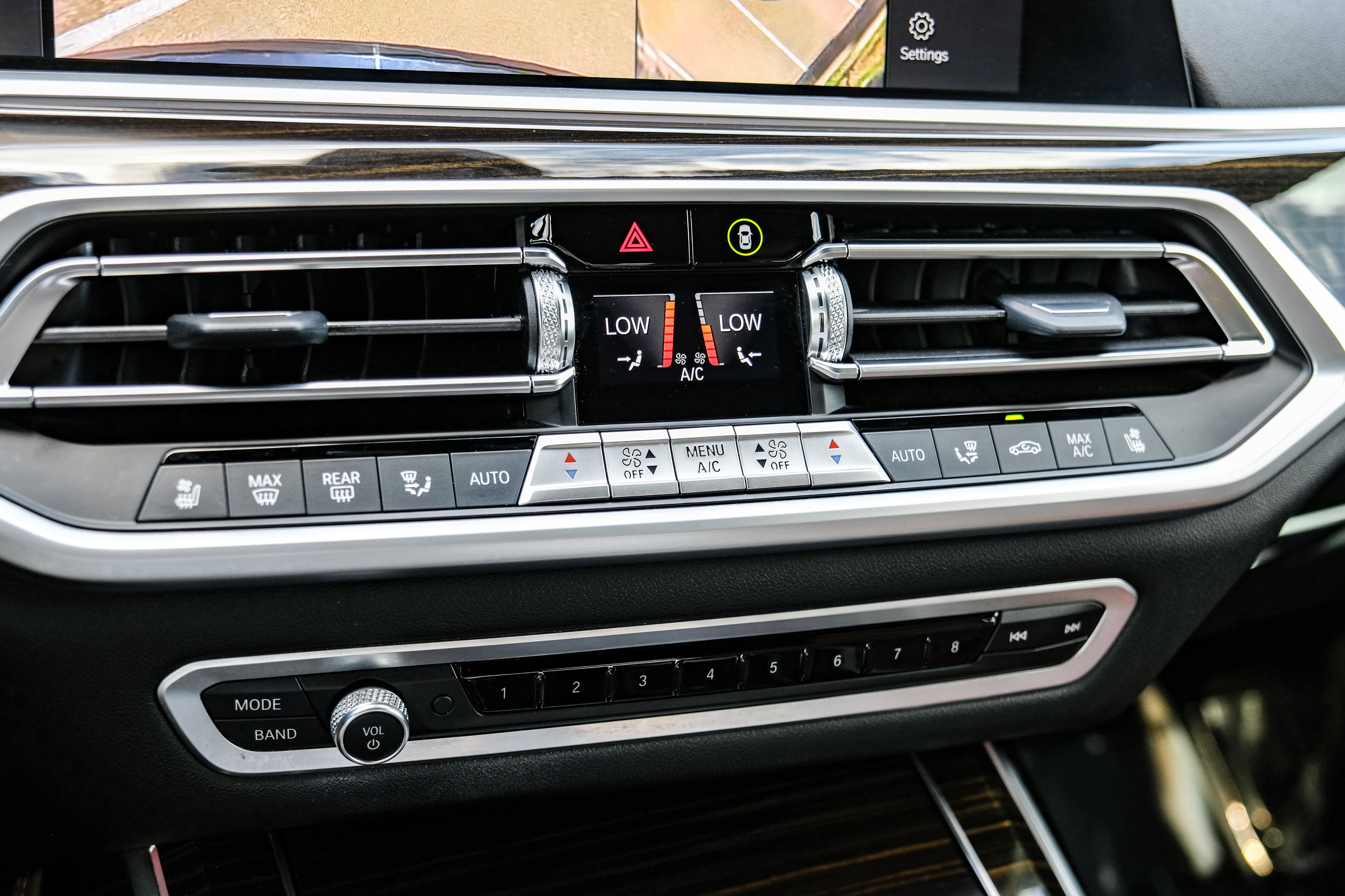 2021 BMW X7 M50i