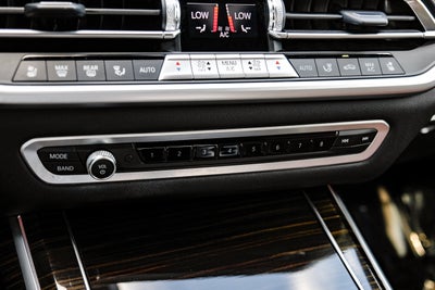 2021 BMW X7 M50i