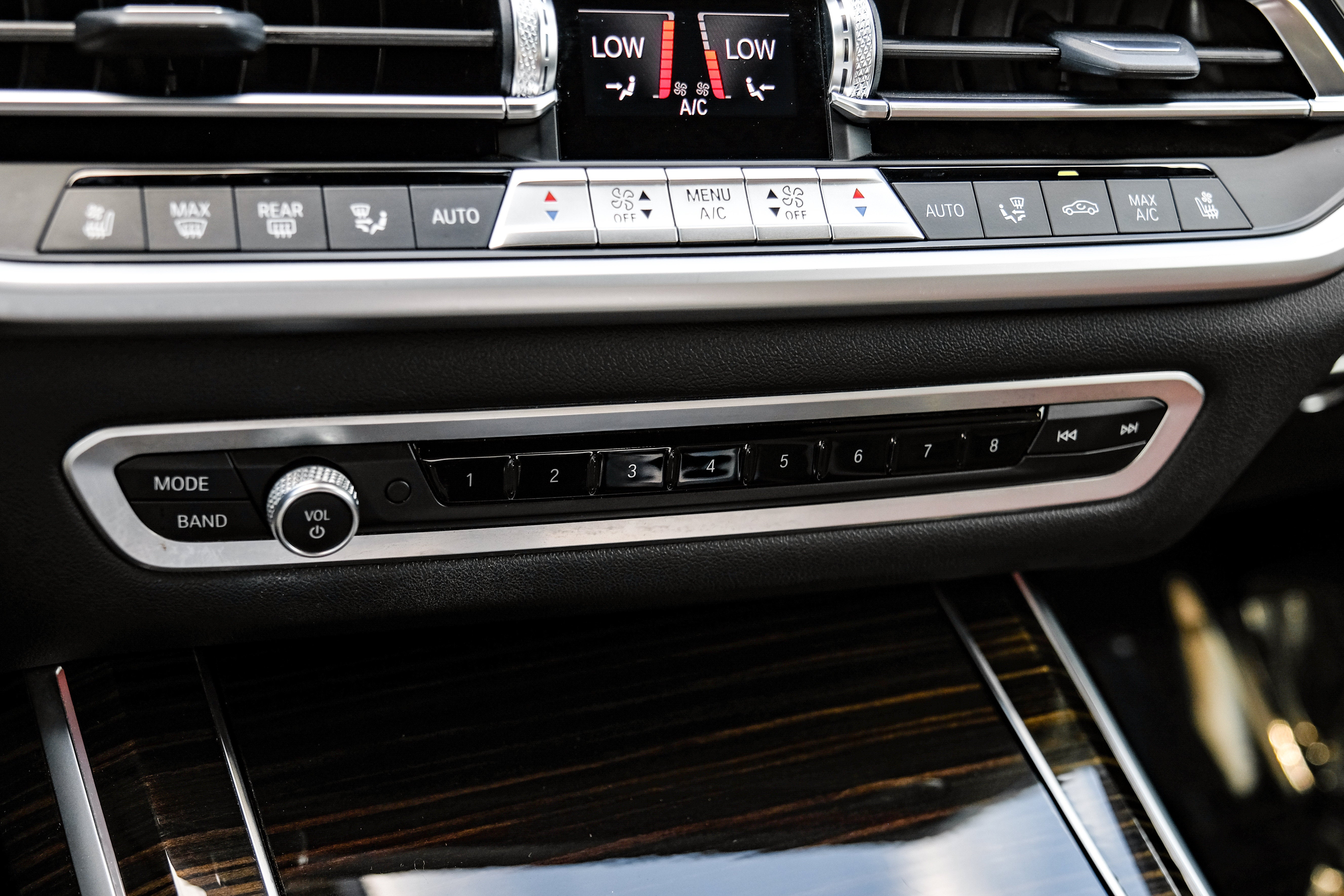 2021 BMW X7 M50i