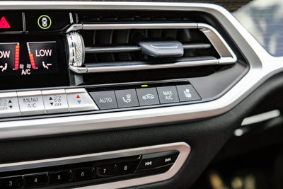 2021 BMW X7 M50i