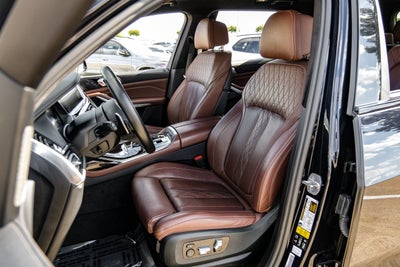 2021 BMW X7 M50i