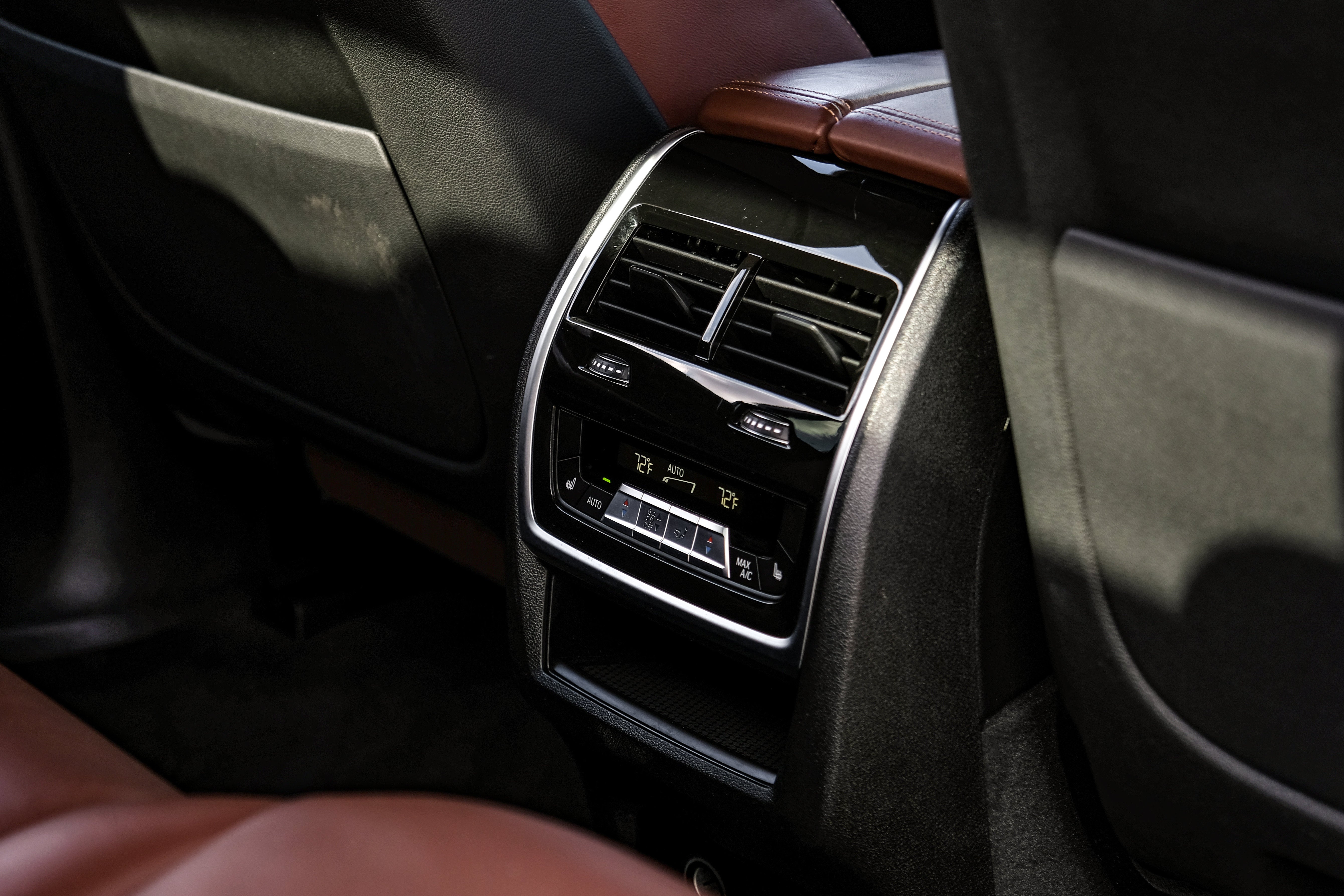 2021 BMW X7 M50i