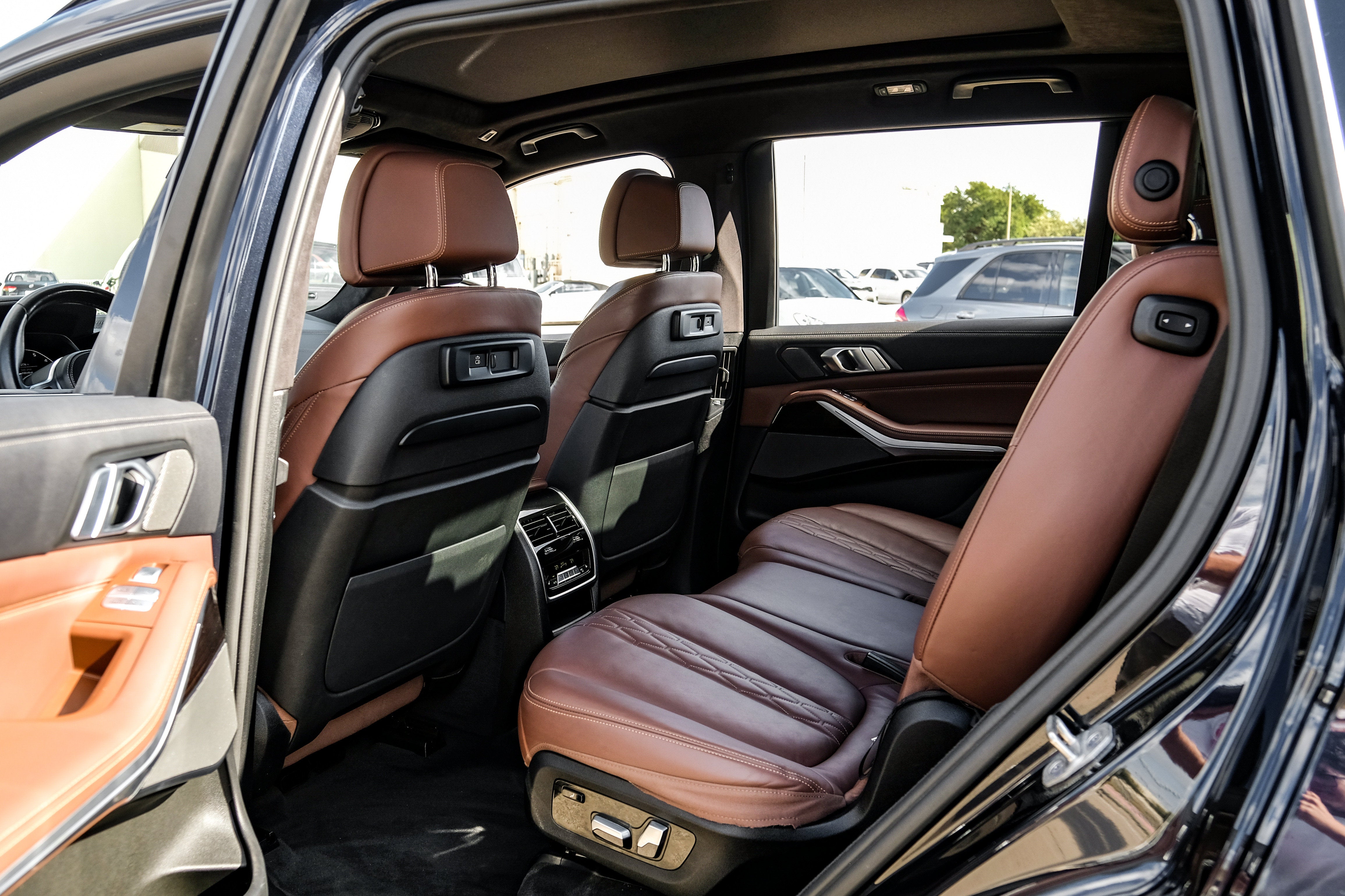 2021 BMW X7 M50i