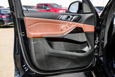 2021 BMW X7 M50i