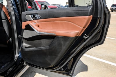 2021 BMW X7 M50i