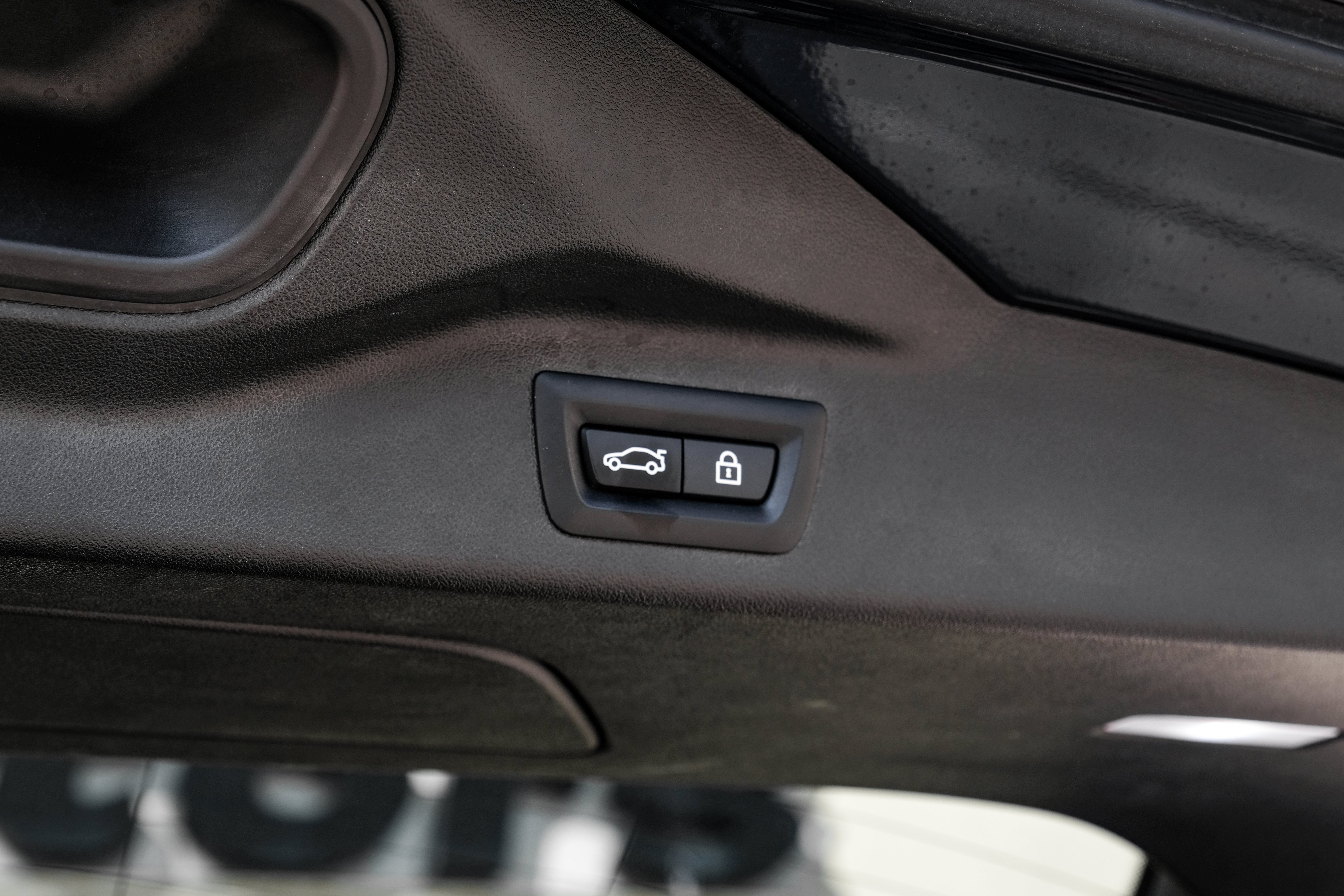 2021 BMW X7 M50i
