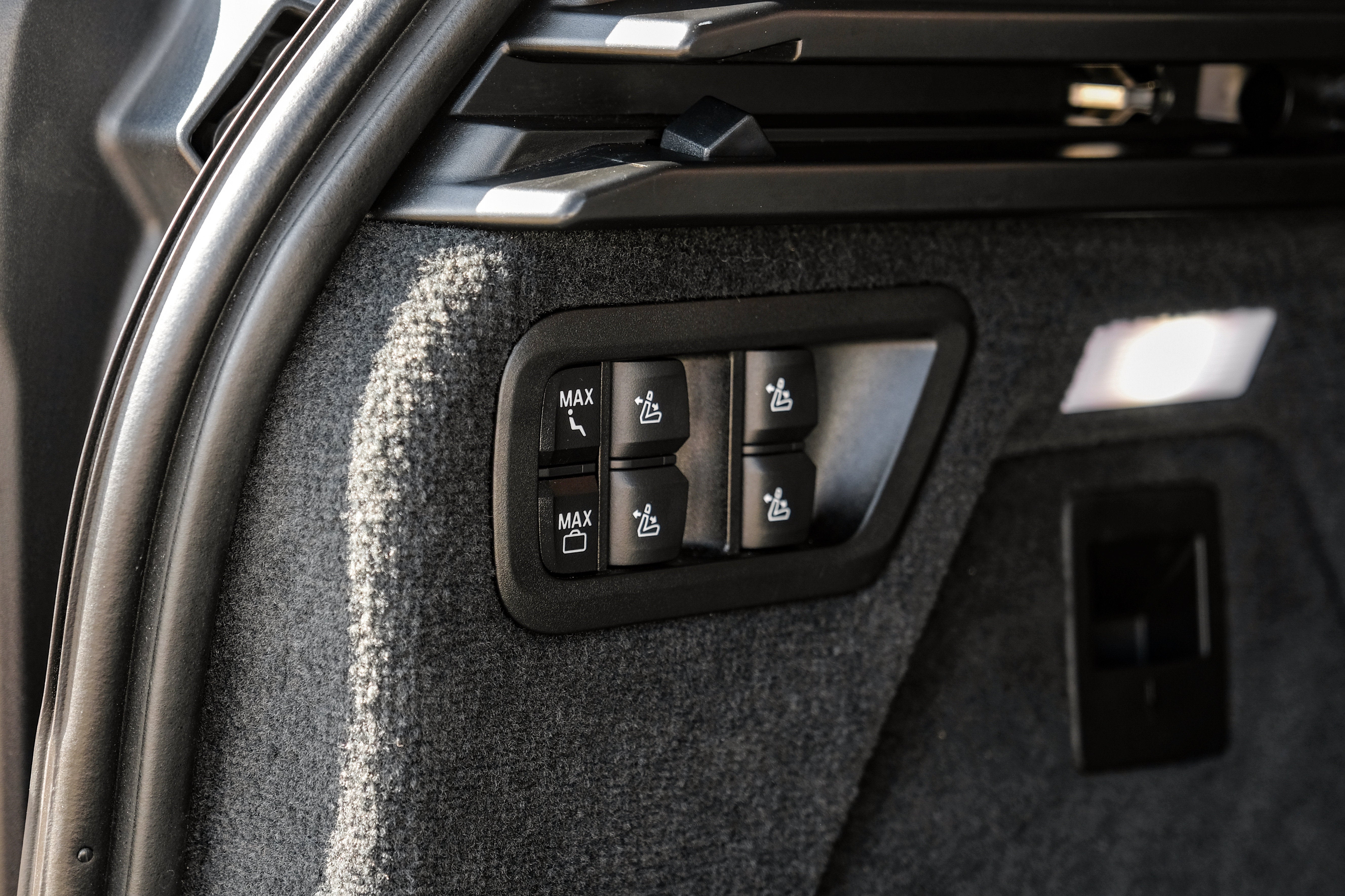 2021 BMW X7 M50i