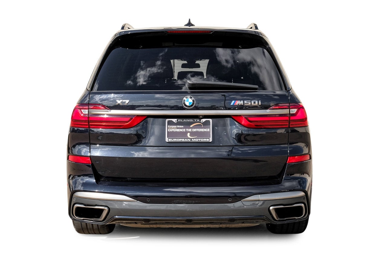 2021 BMW X7 M50i