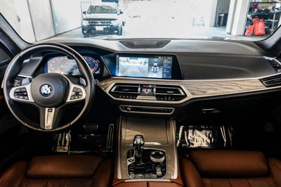 2022 BMW X7 M50i