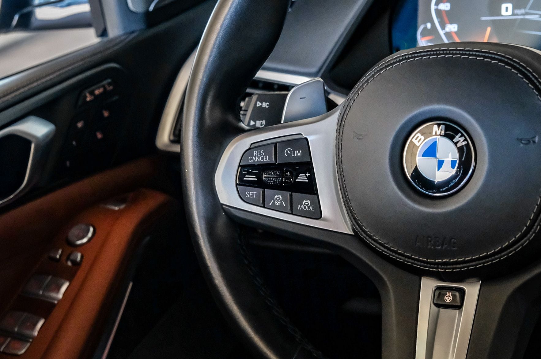 2022 BMW X7 M50i