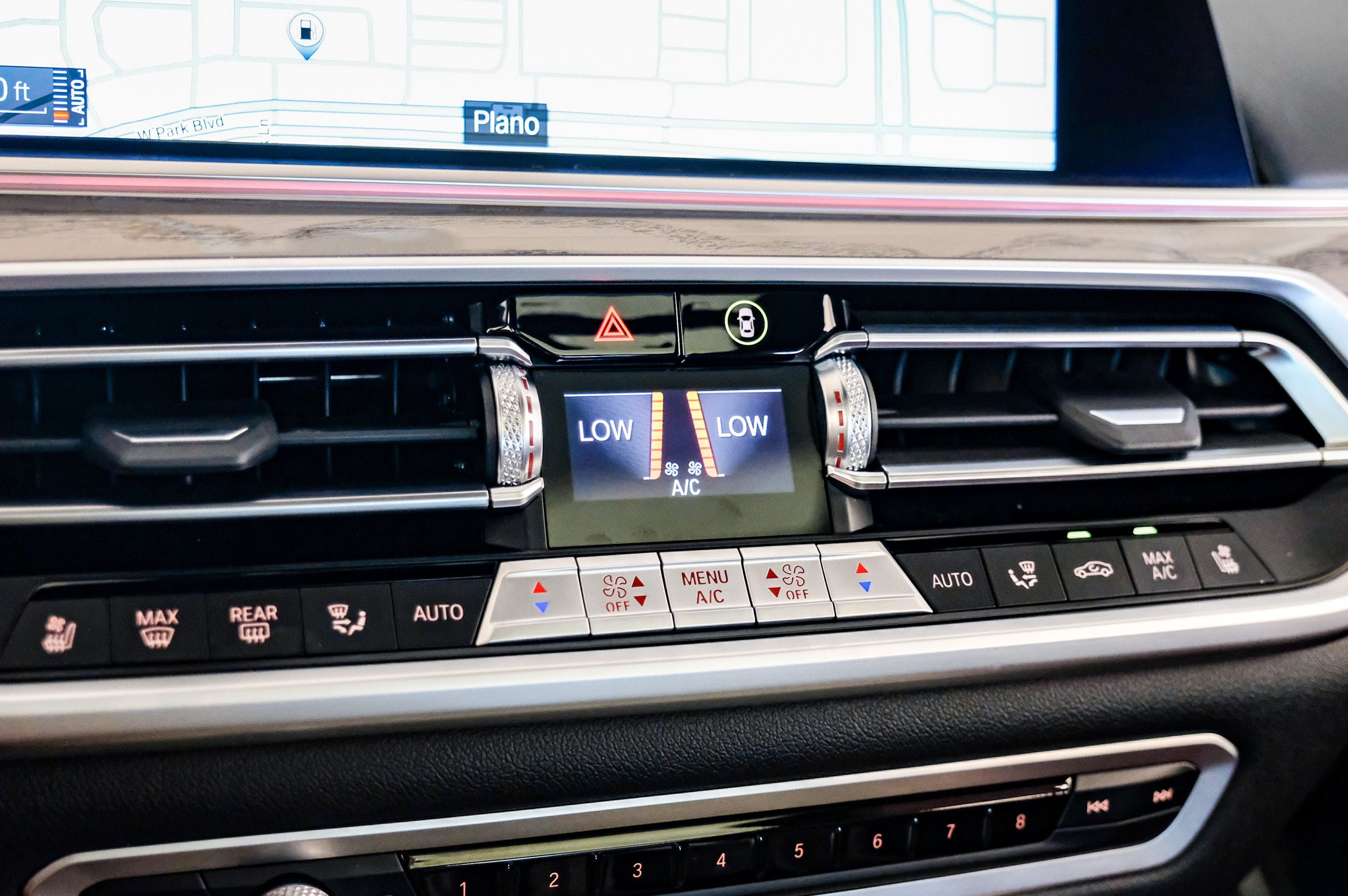 2022 BMW X7 M50i