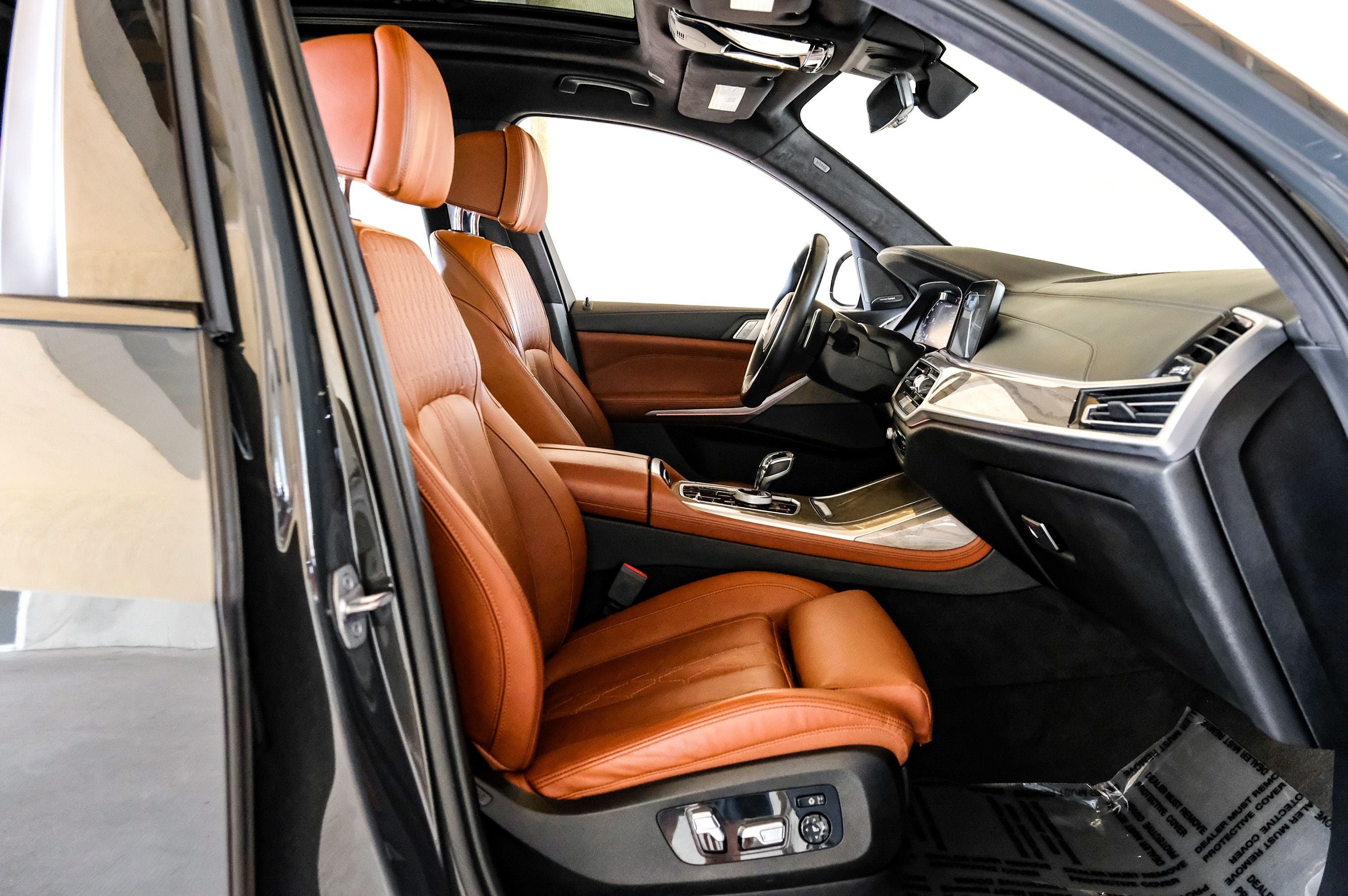 2022 BMW X7 M50i