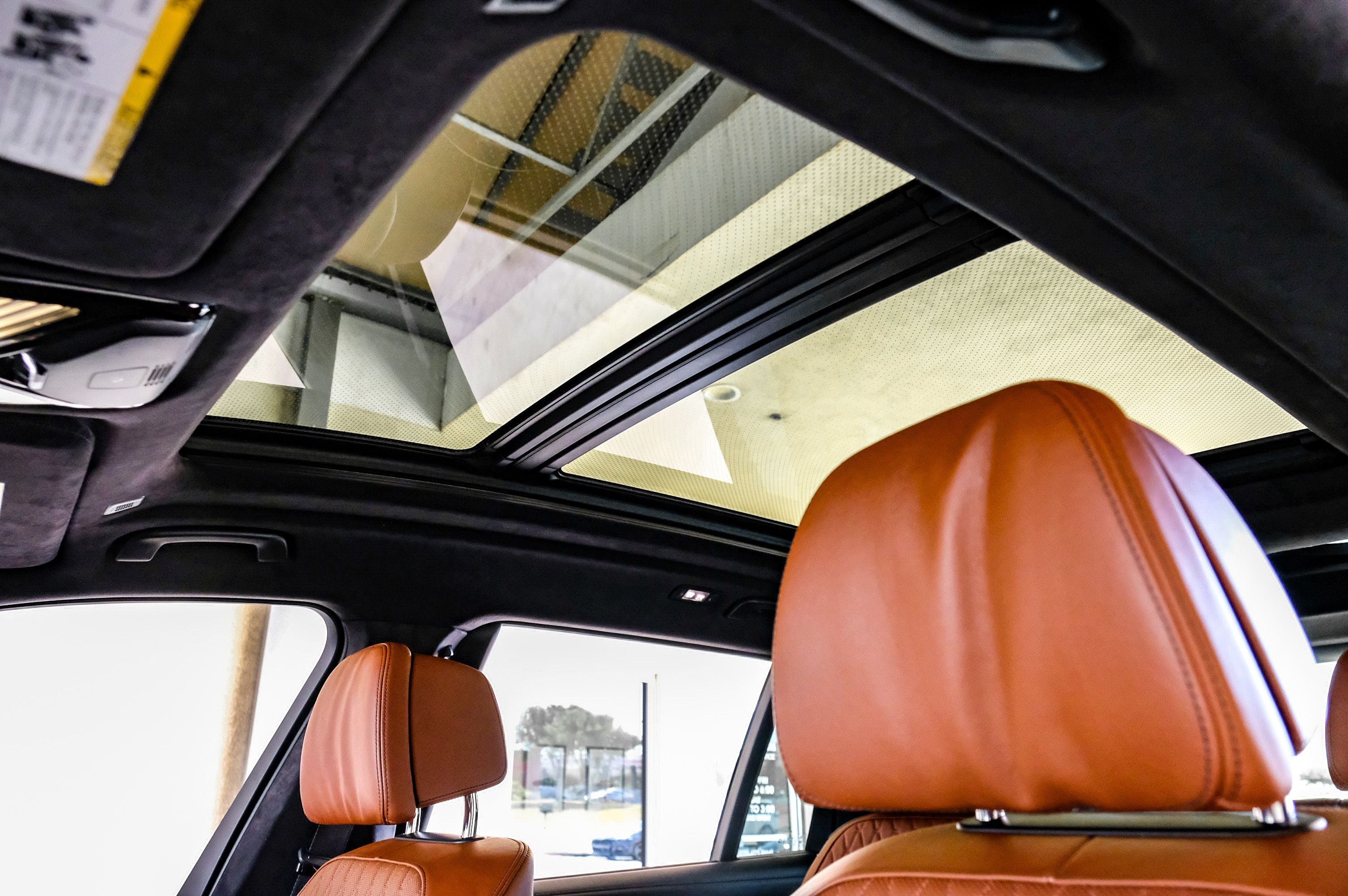2022 BMW X7 M50i
