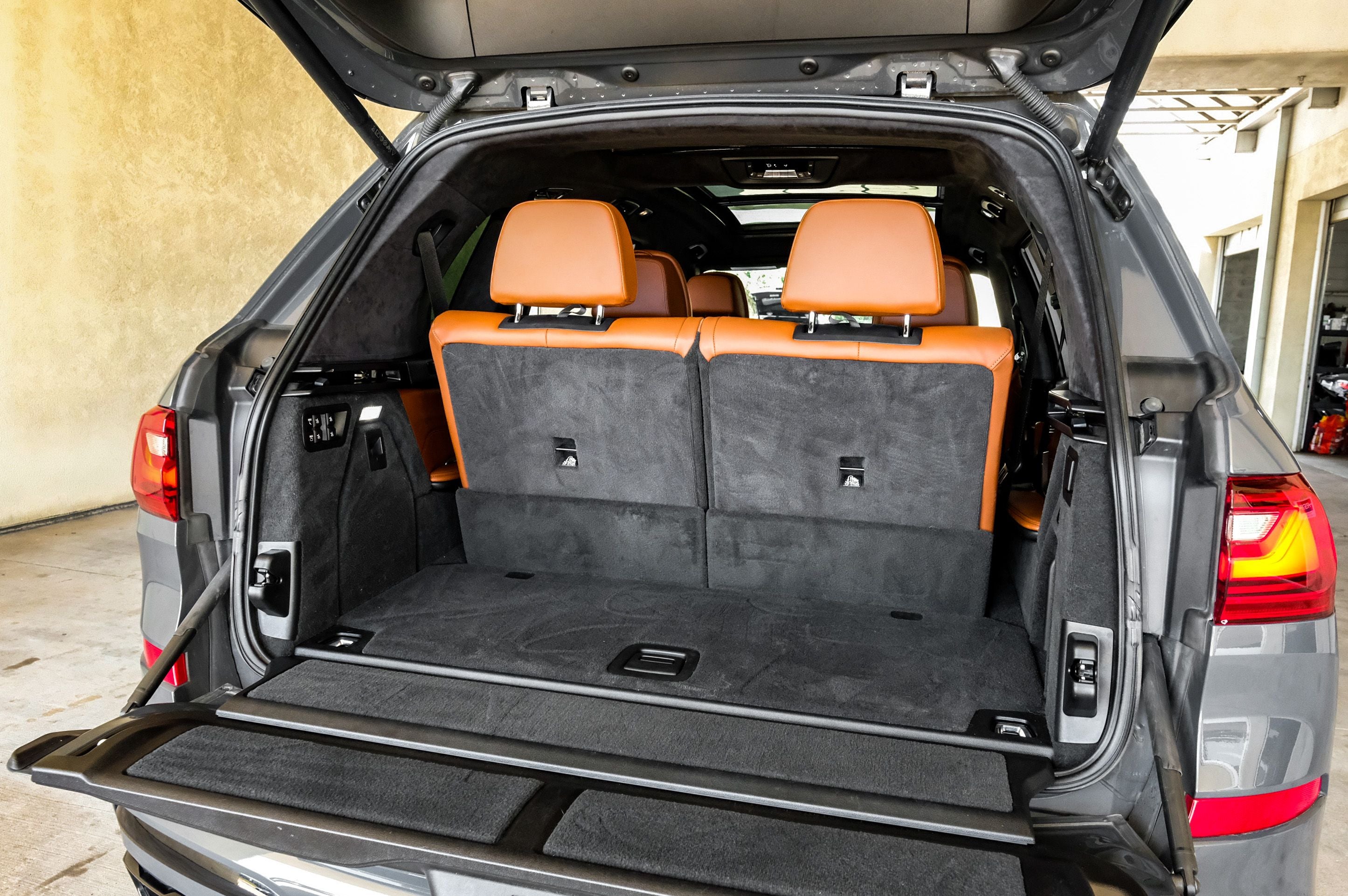 2022 BMW X7 M50i