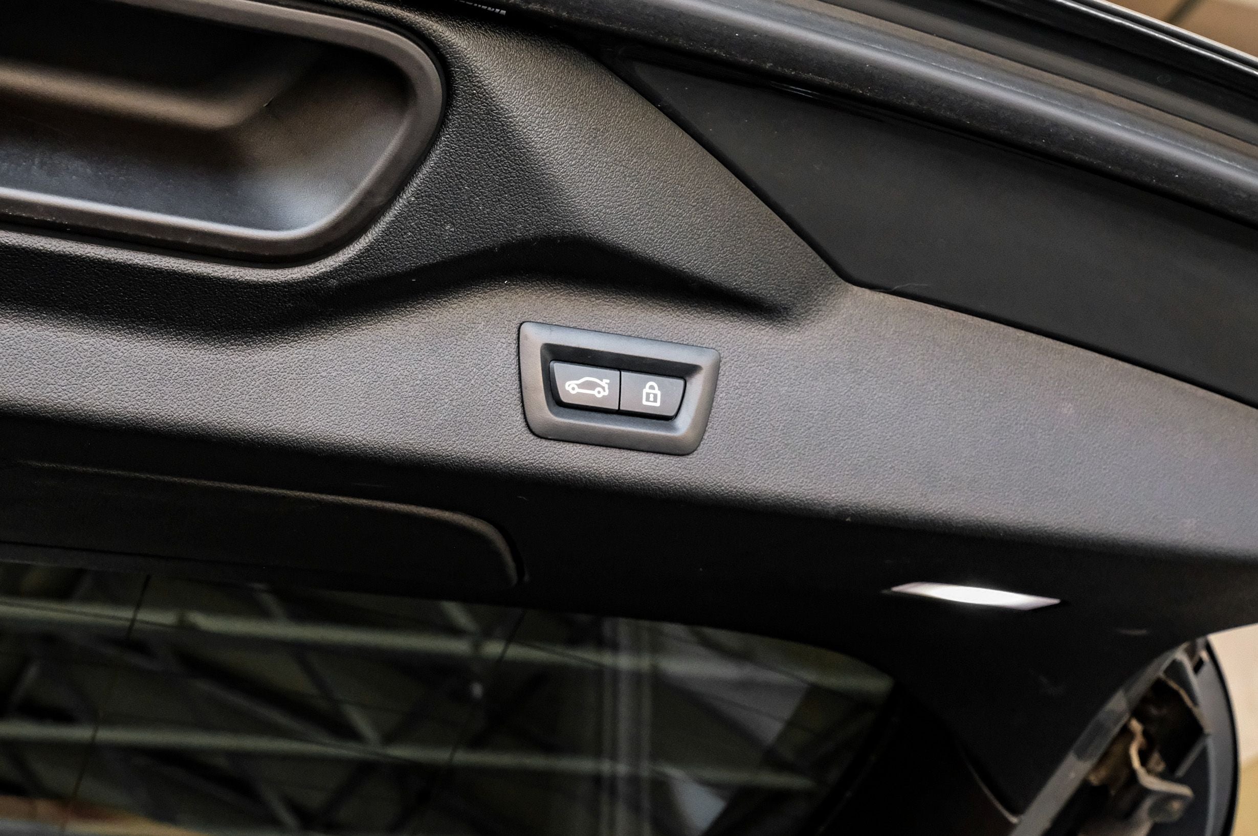 2022 BMW X7 M50i