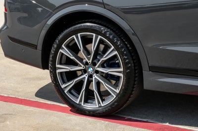 2022 BMW X7 M50i
