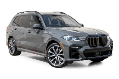 2022 BMW X7 M50i