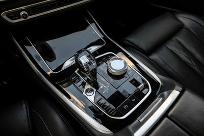 2020 BMW X7 M50i