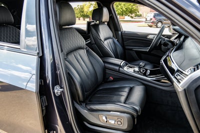 2020 BMW X7 M50i