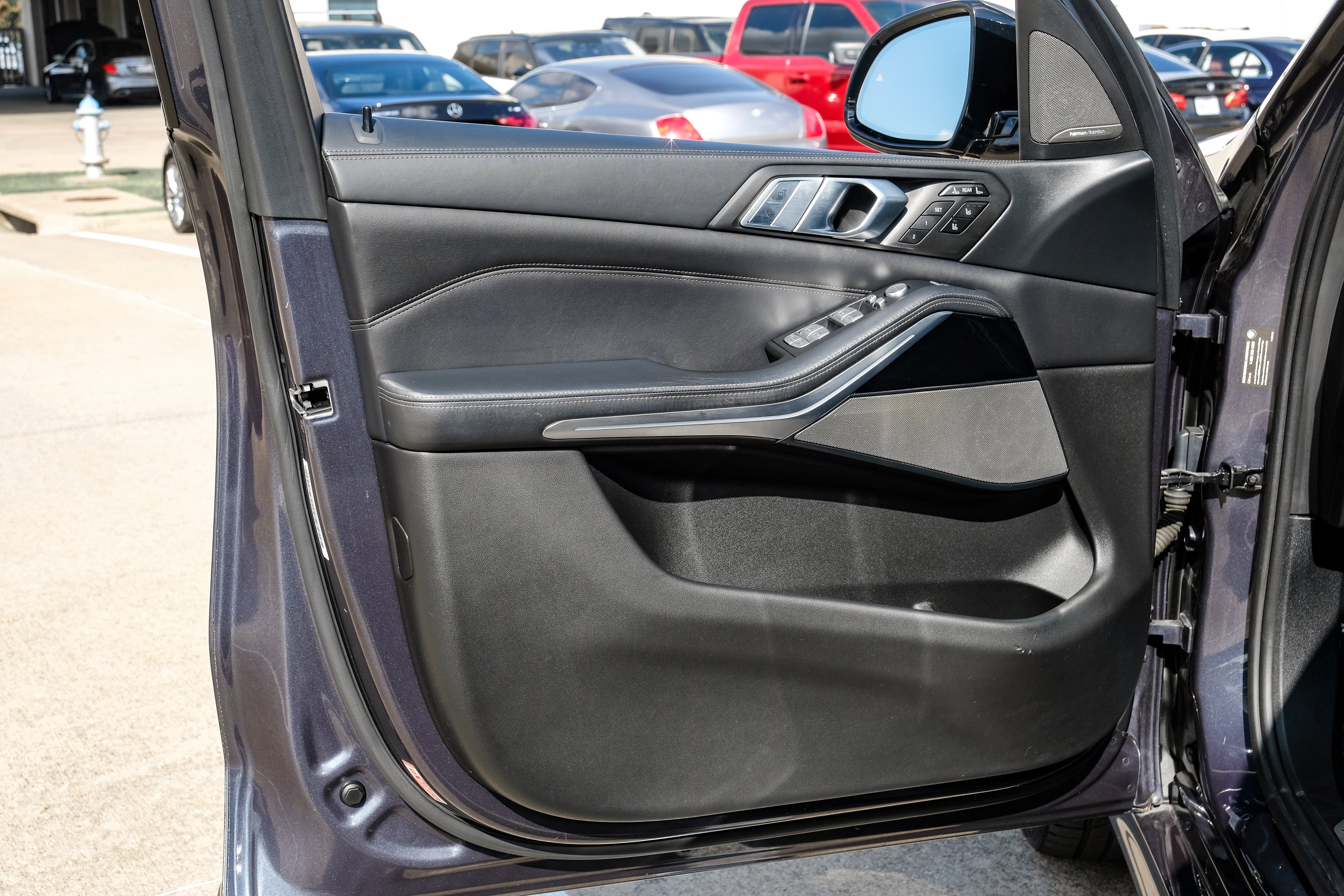 2020 BMW X7 M50i