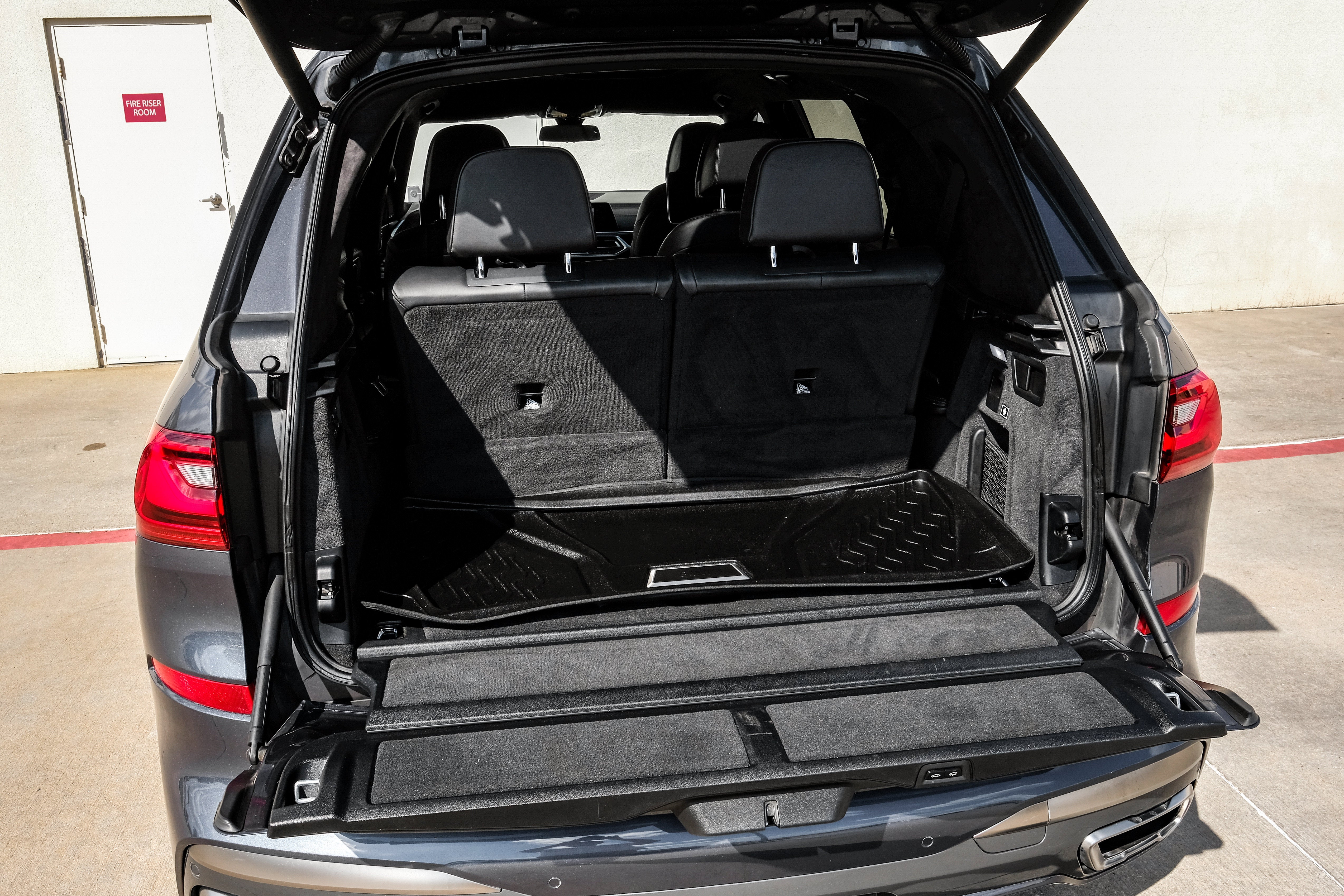 2020 BMW X7 M50i