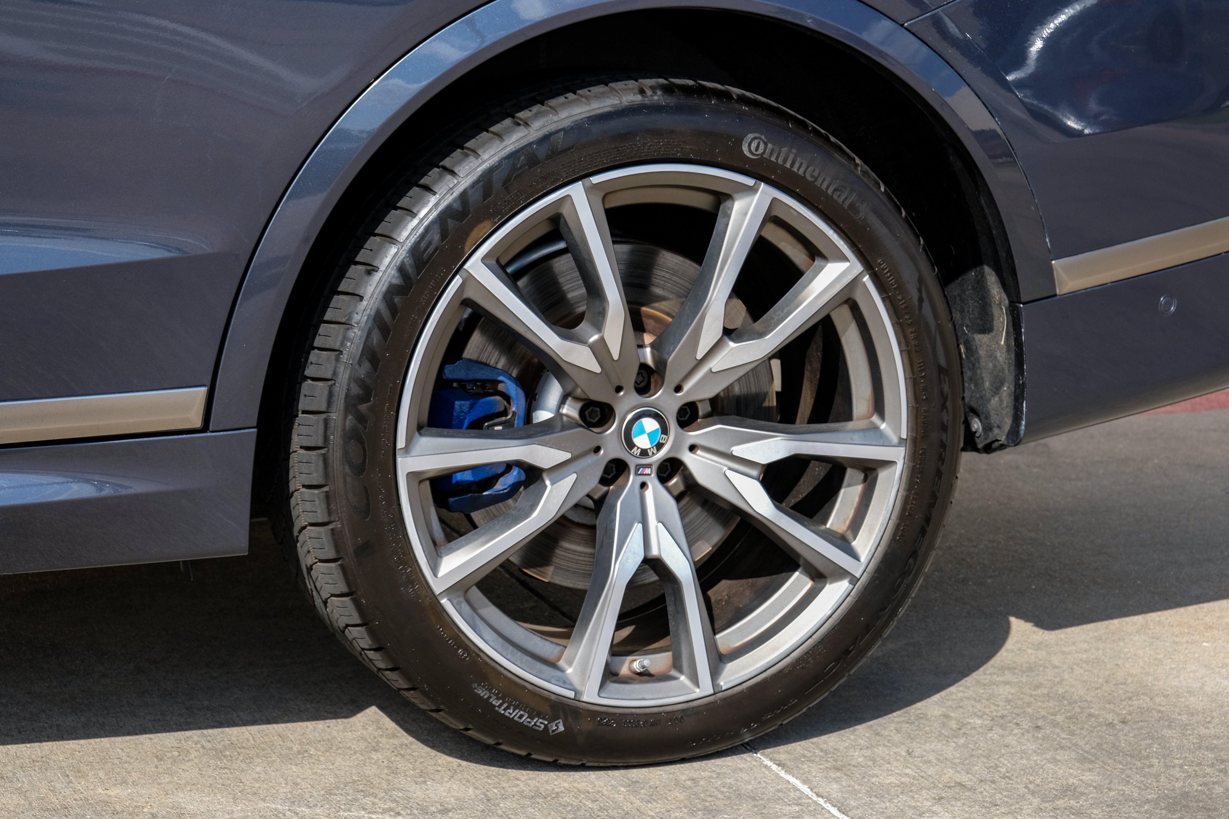 2020 BMW X7 M50i