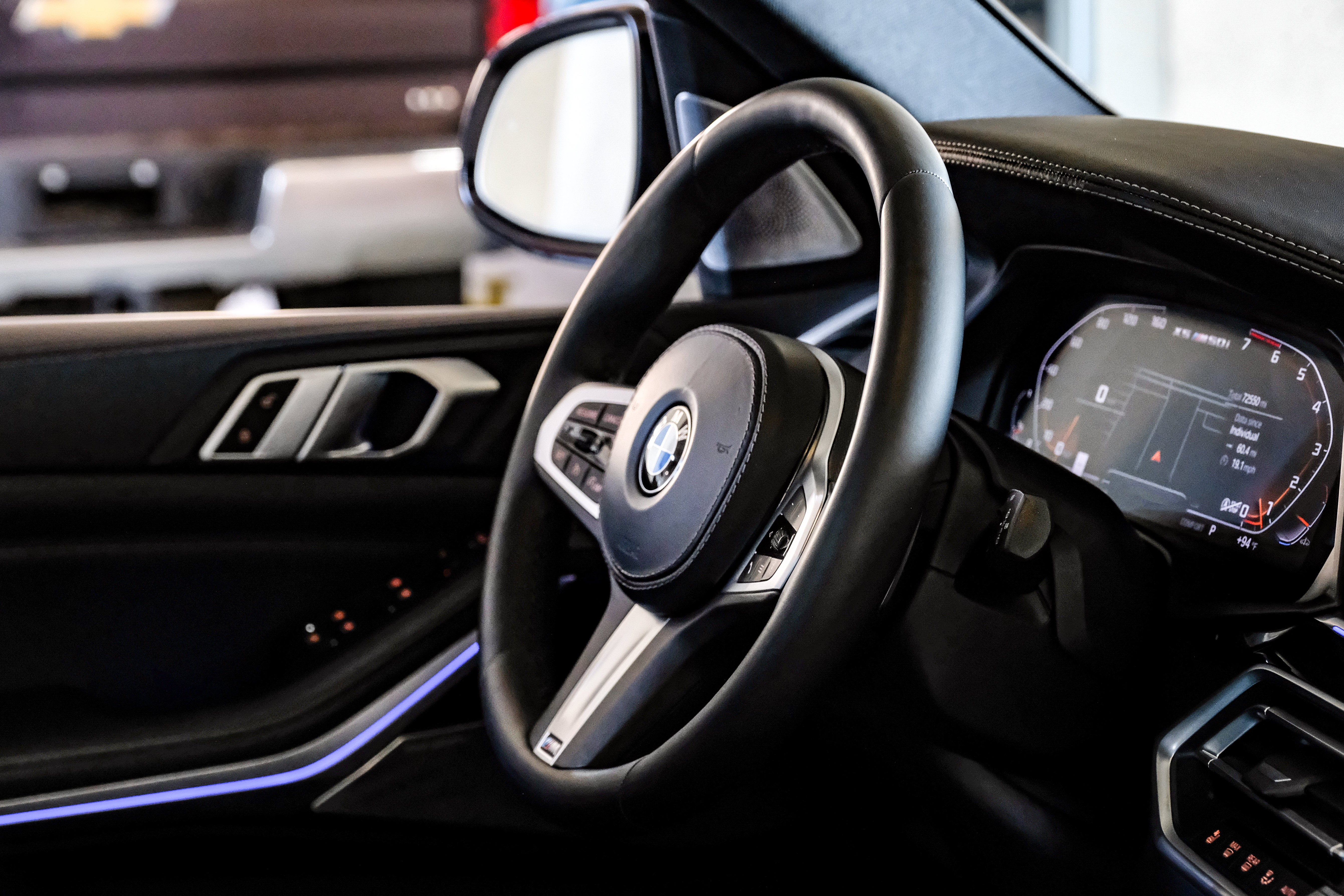 2020 BMW X5 M50i