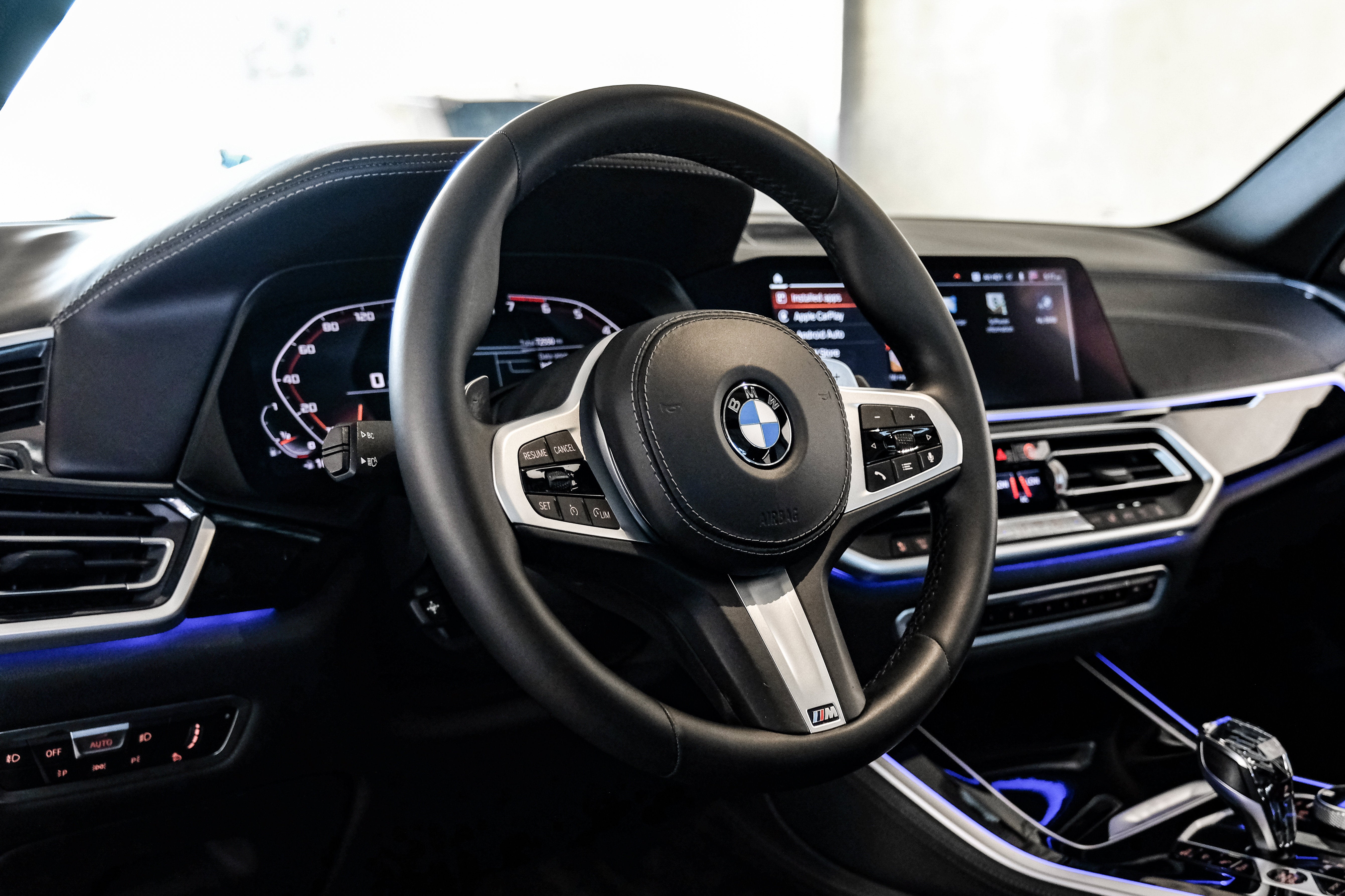 2020 BMW X5 M50i