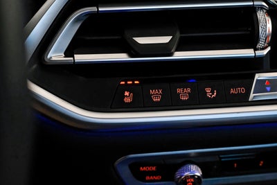 2020 BMW X5 M50i