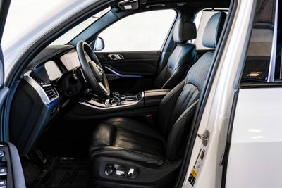 2020 BMW X5 M50i