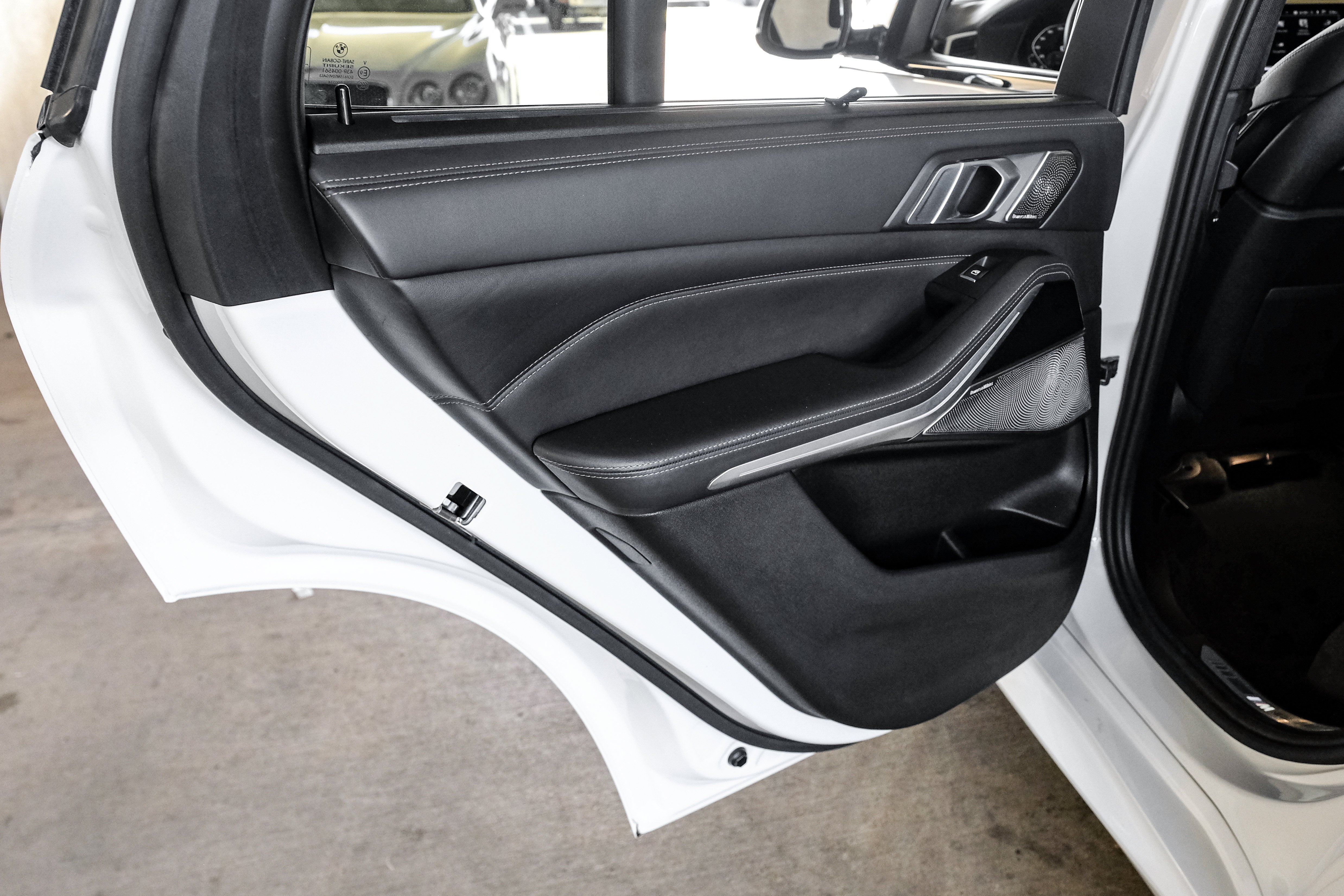 2020 BMW X5 M50i