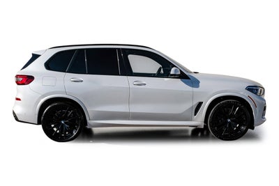 2020 BMW X5 M50i