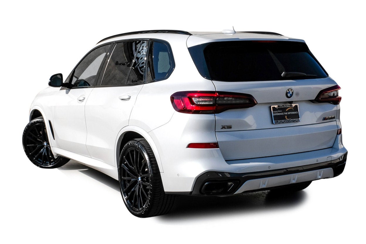 2020 BMW X5 M50i