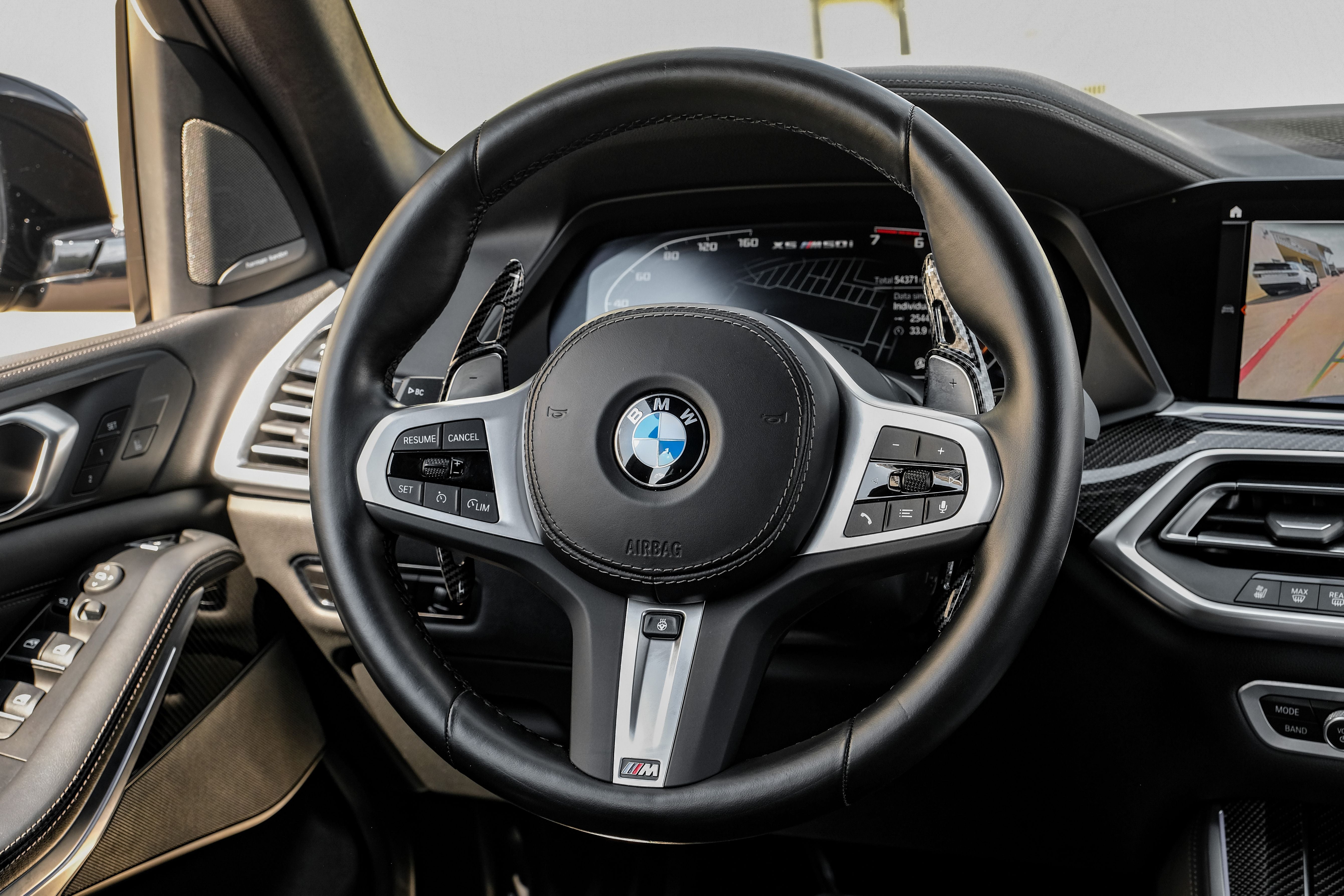 2023 BMW X5 M50i