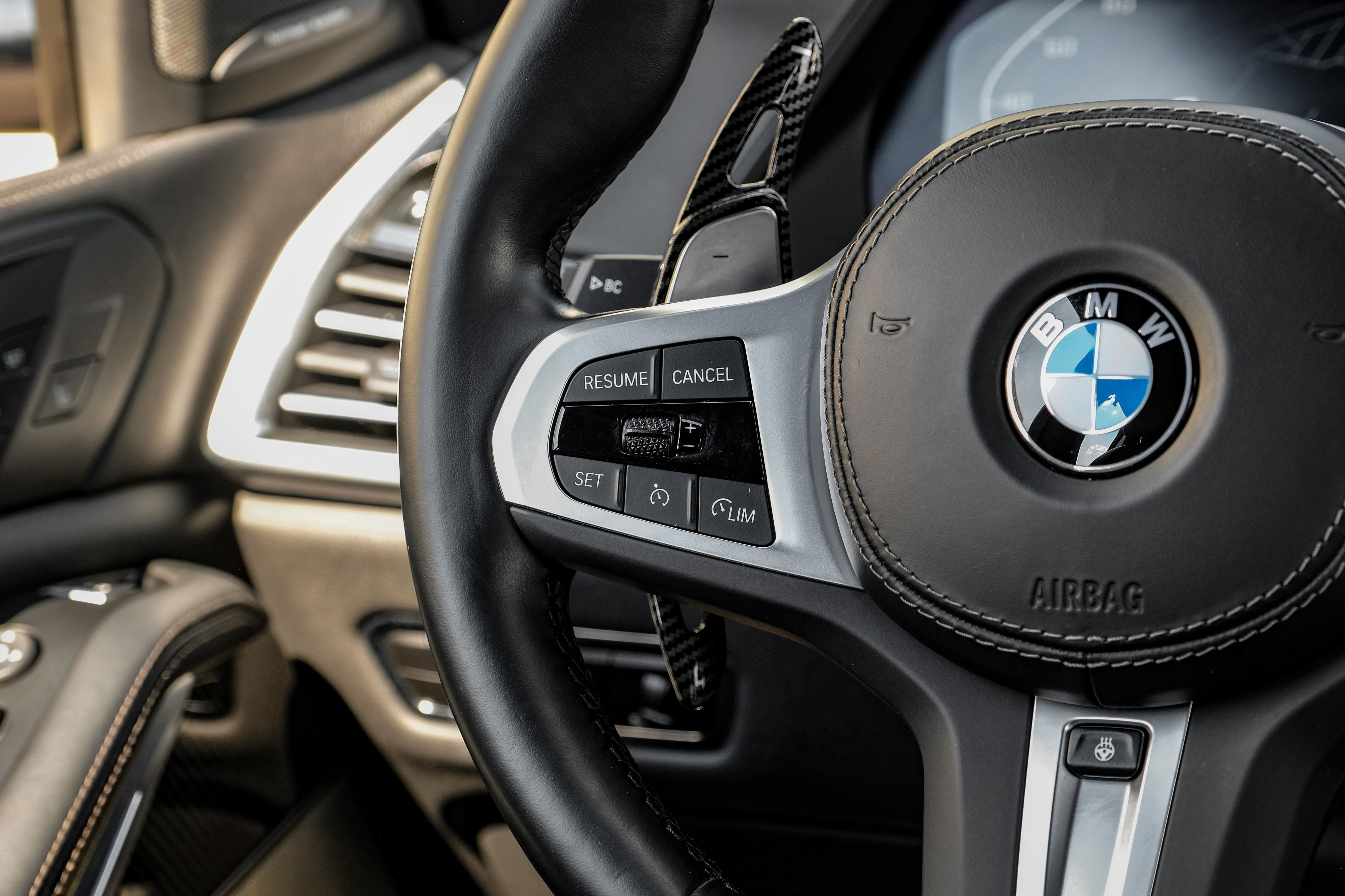 2023 BMW X5 M50i