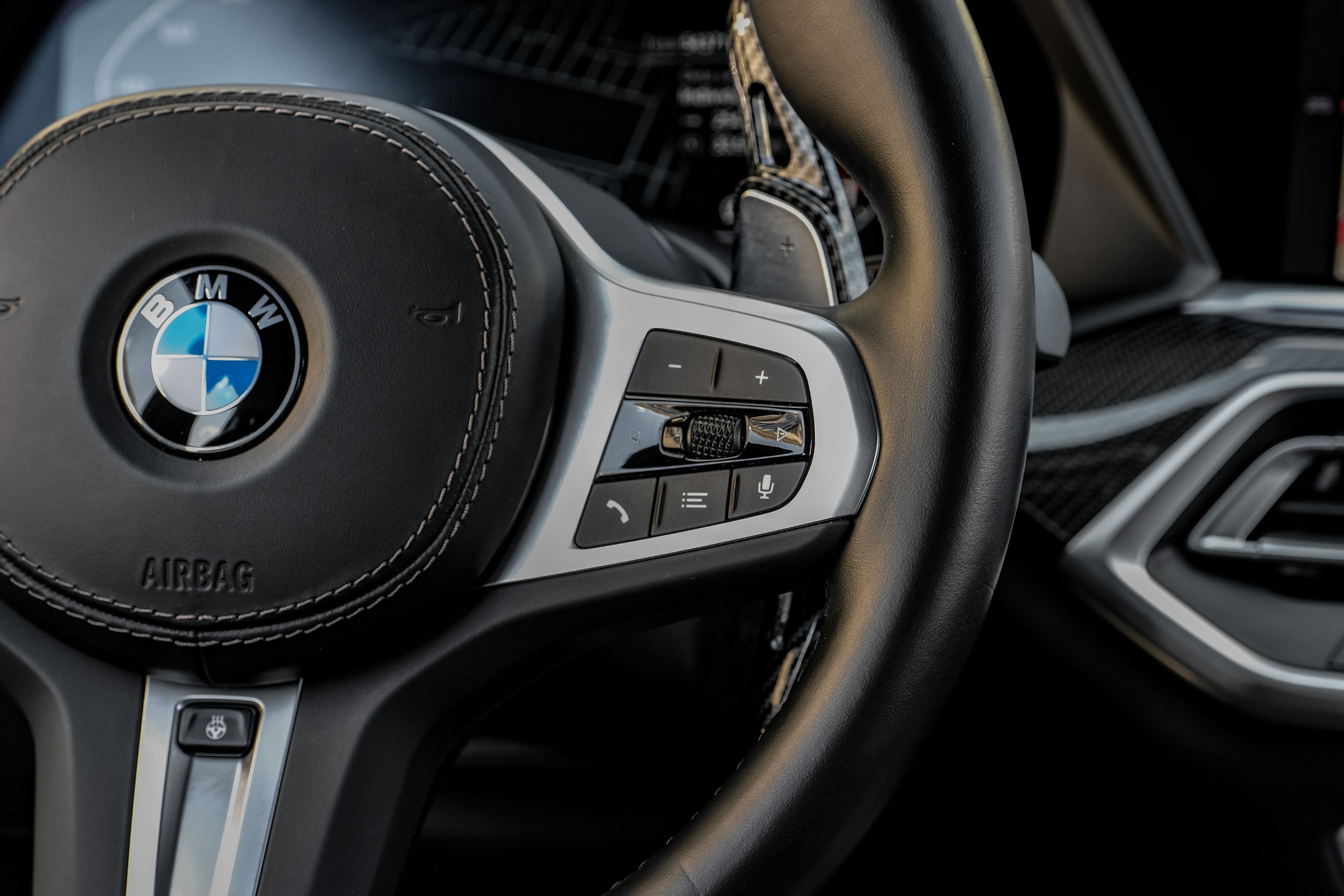 2023 BMW X5 M50i