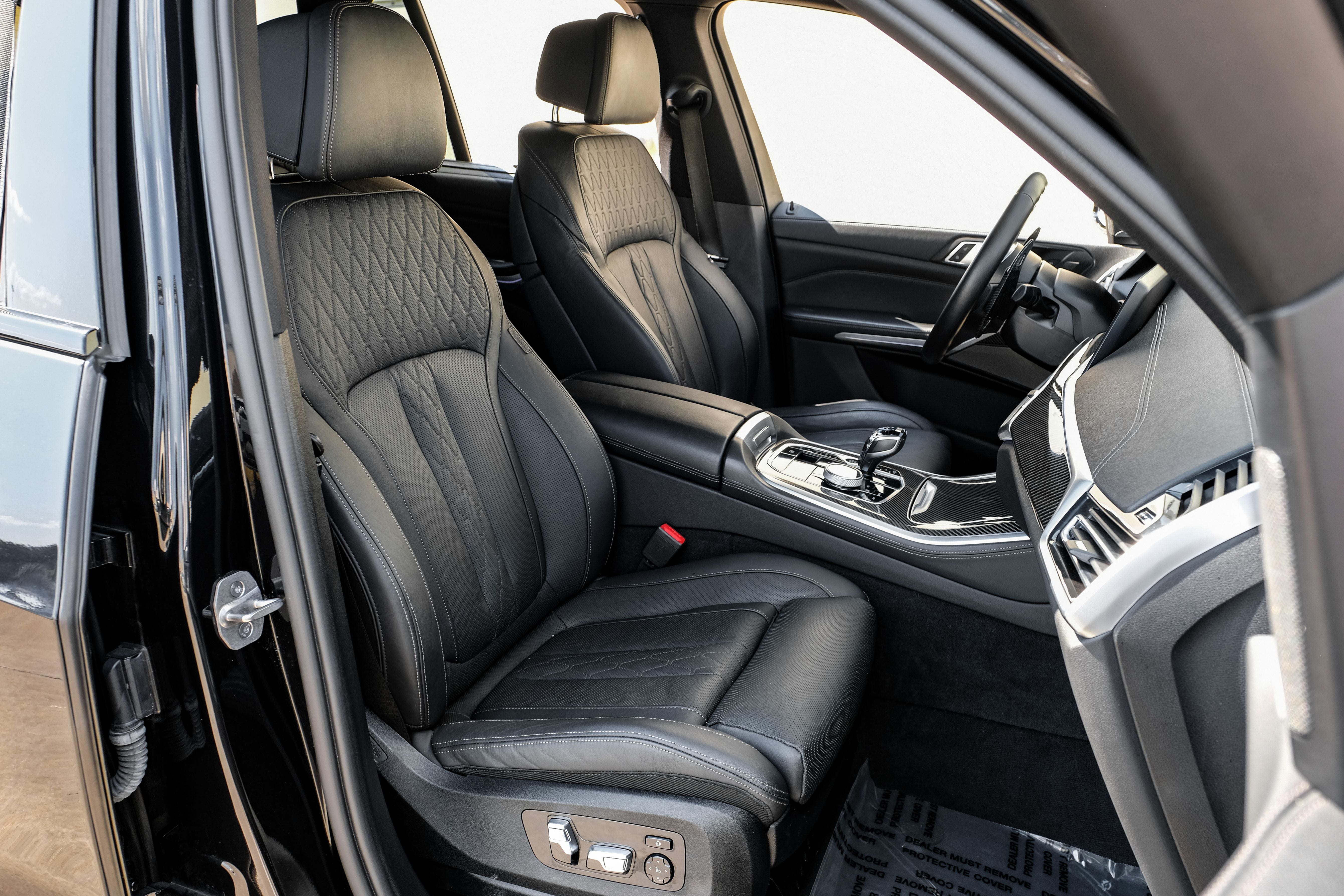 2023 BMW X5 M50i