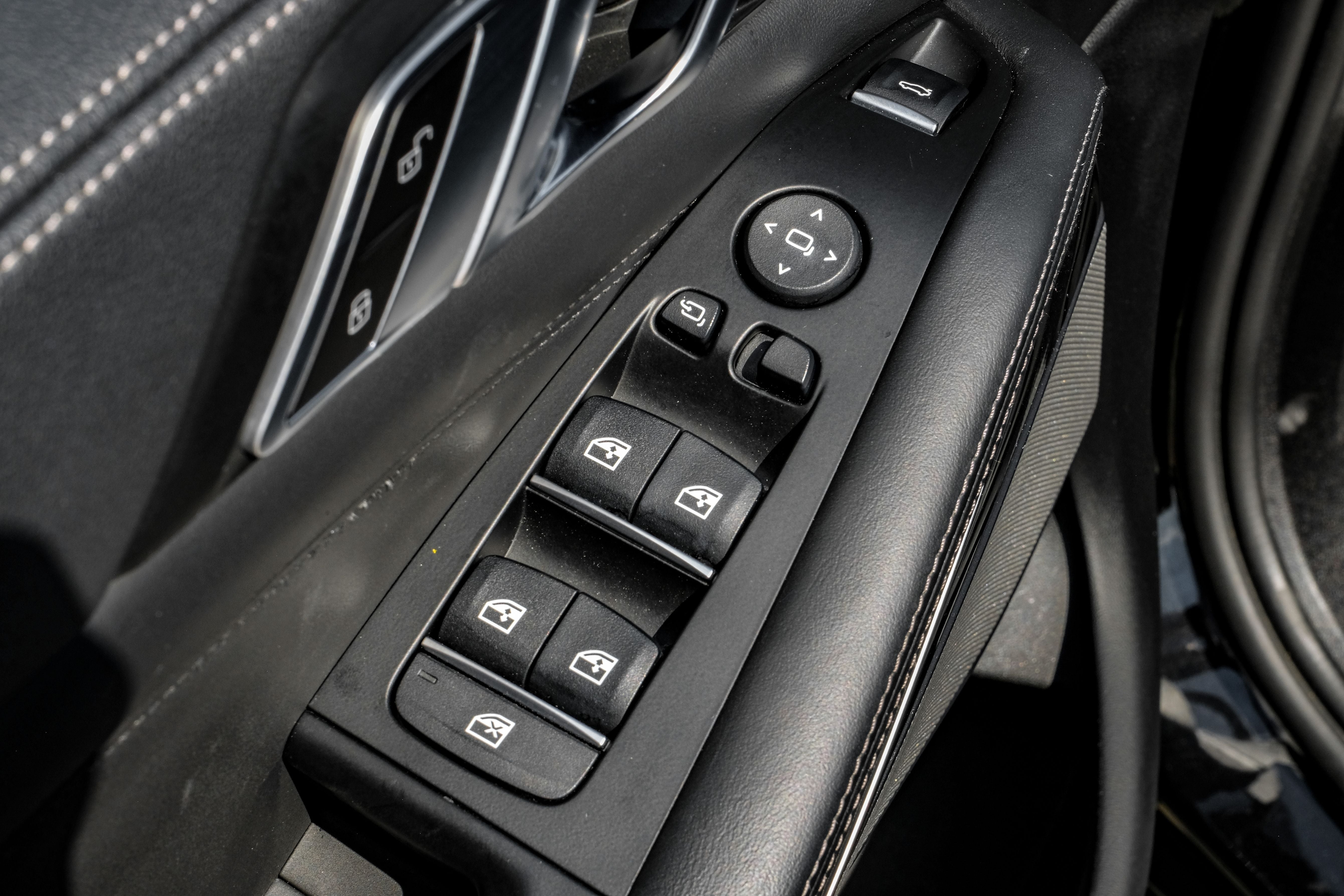 2023 BMW X5 M50i