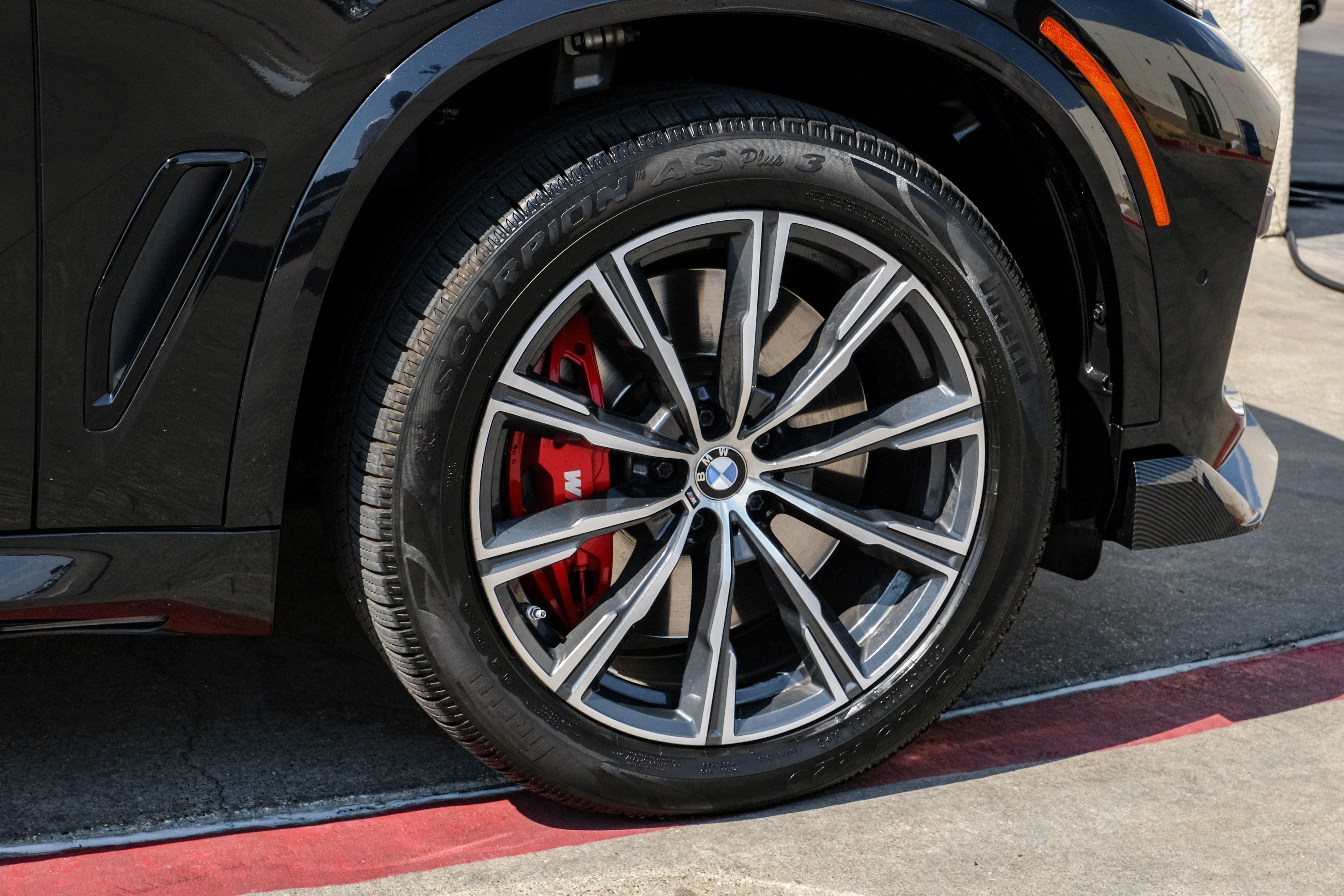 2023 BMW X5 M50i