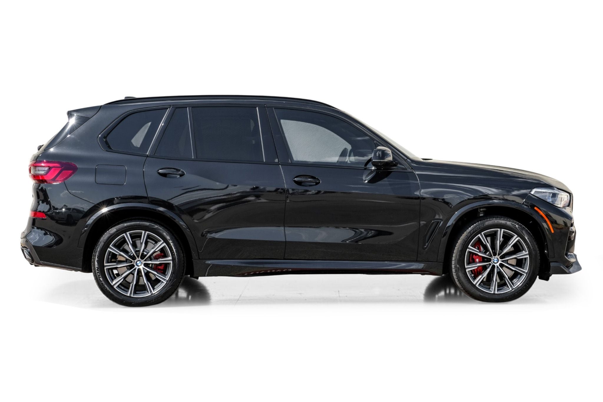 2023 BMW X5 M50i