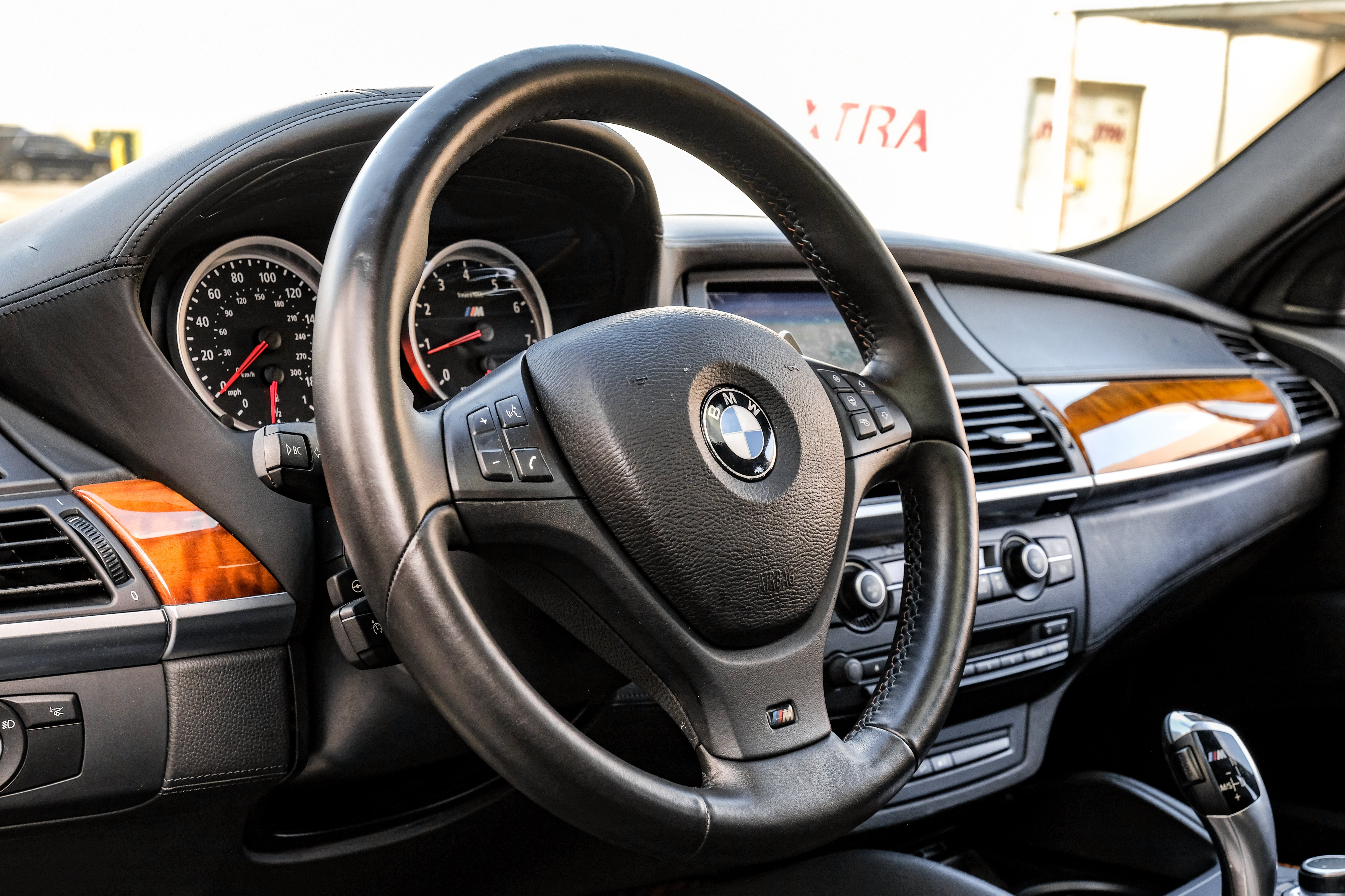 2010 BMW X6 M Base