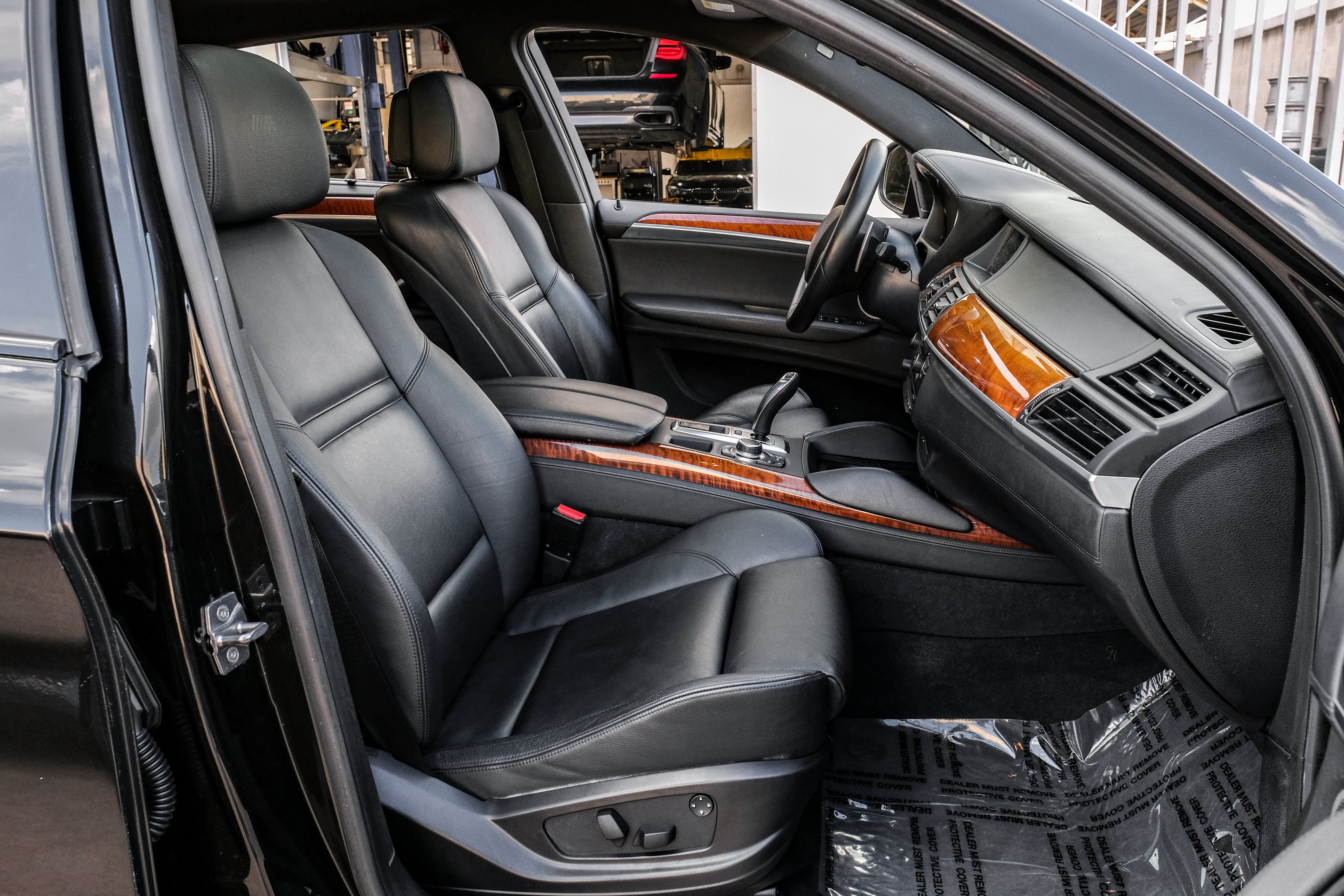 2010 BMW X6 M Base